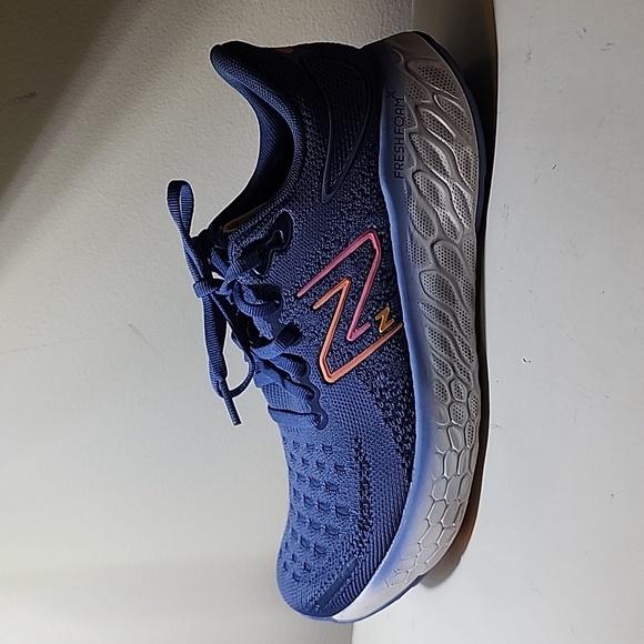 New Balance Fresh Foam X 1080 V12 Women’s Size 6.5 - Picture 4 of 15